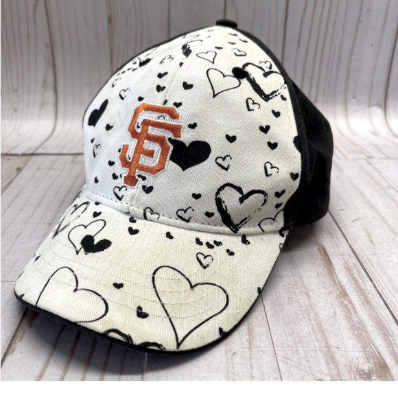 San Francisco Giants Hearts Youth Cap Fan Favorite Genuine Merchandise - Picture 3 of 9